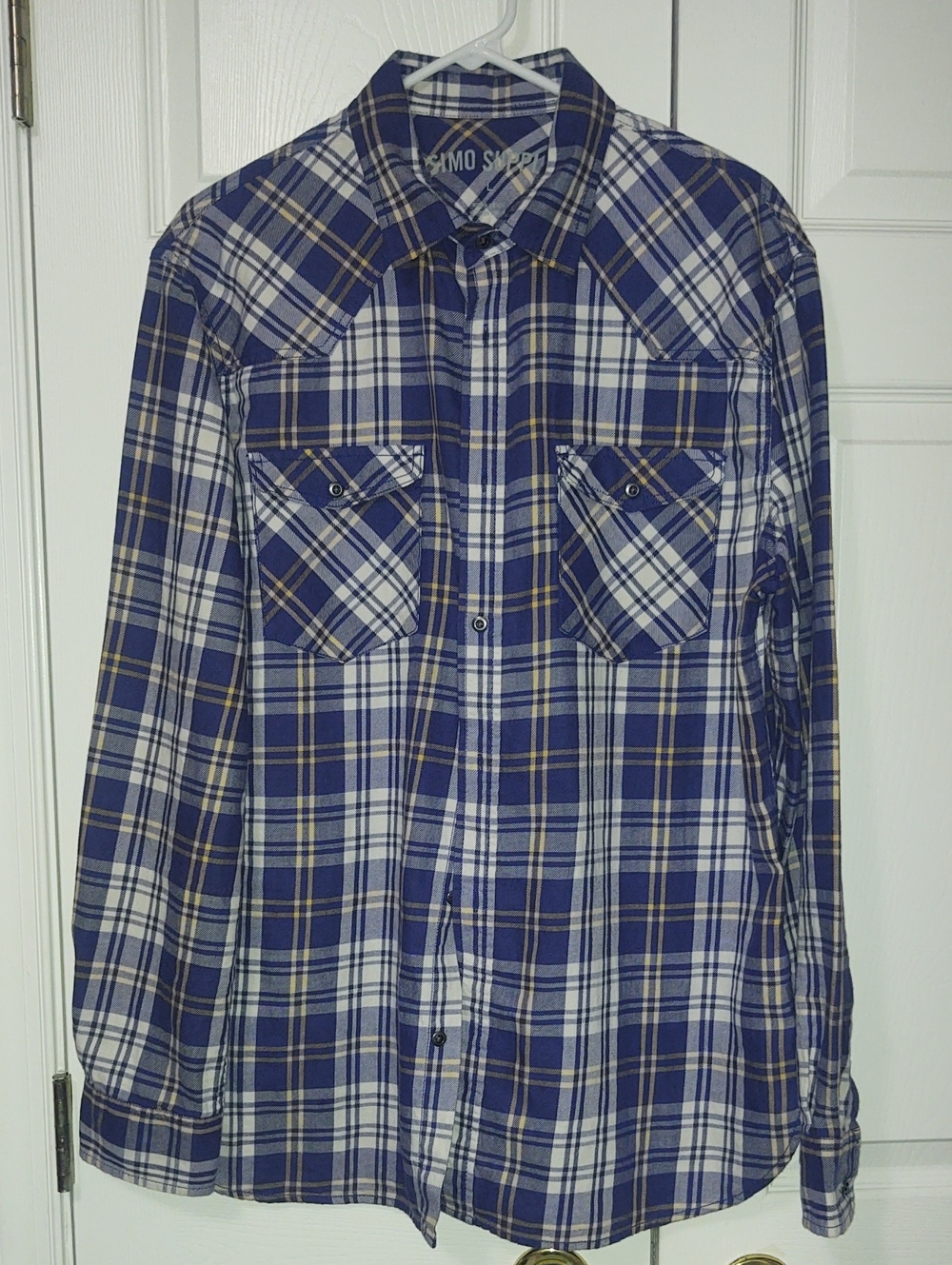Mossimo supply Men’s Blue Plaid Button-Up Shirt